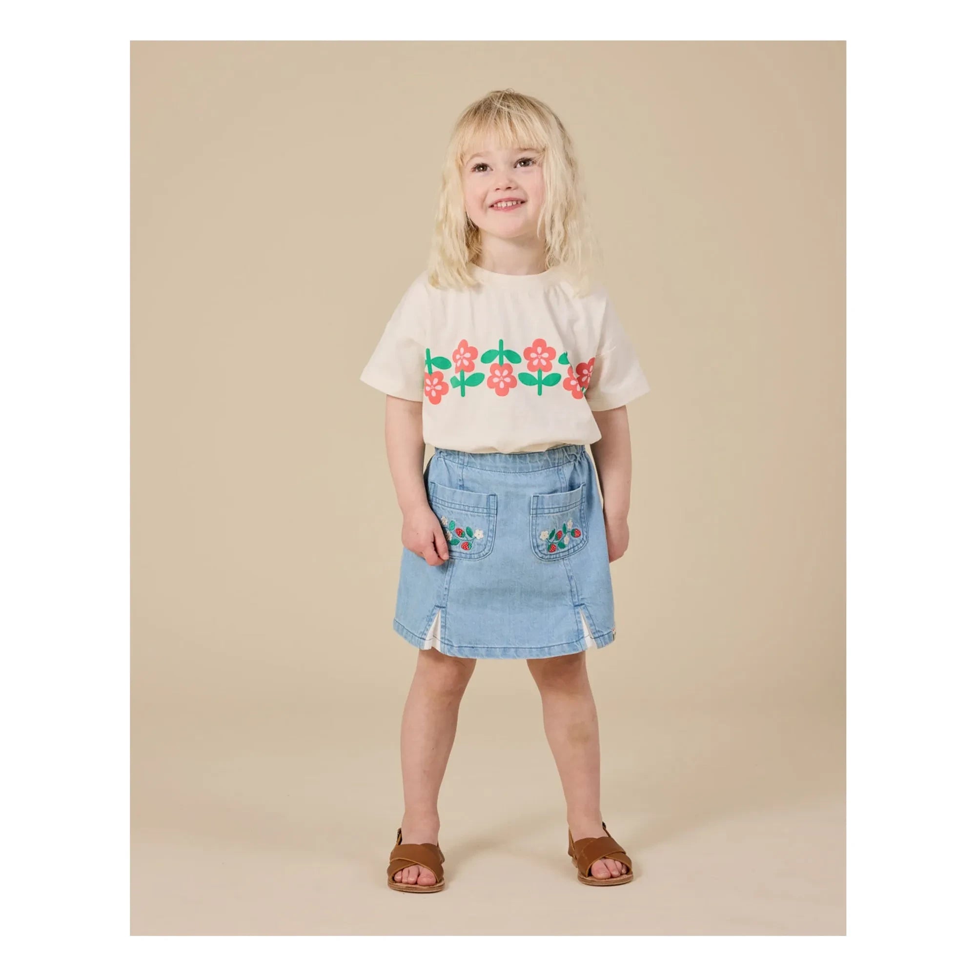 Goldie + Ace – Blumen-T-Shirt | Ivory