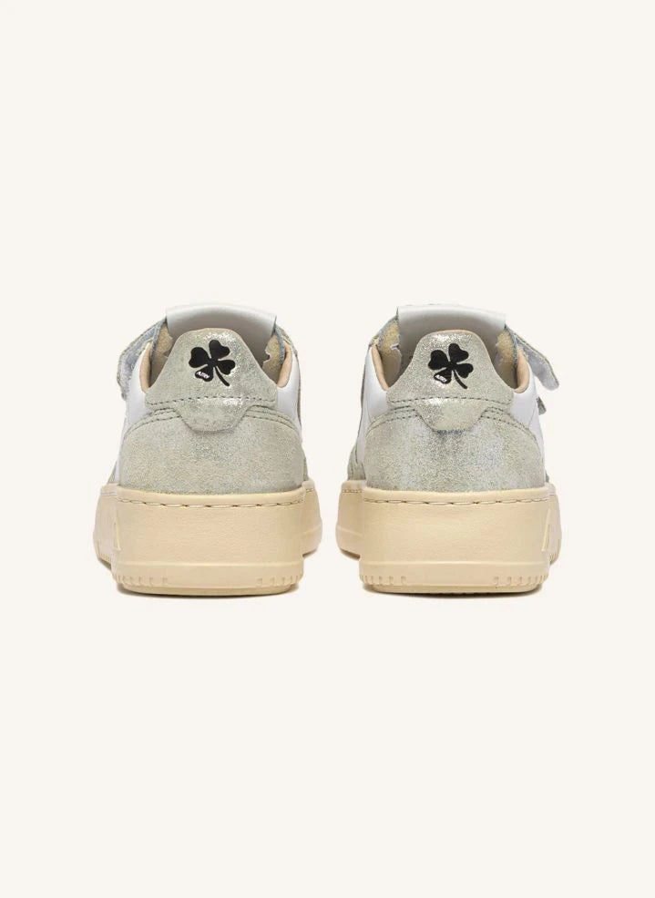 Autry - Kidstripes Niedrige Wildleder-Sneaker | Silber