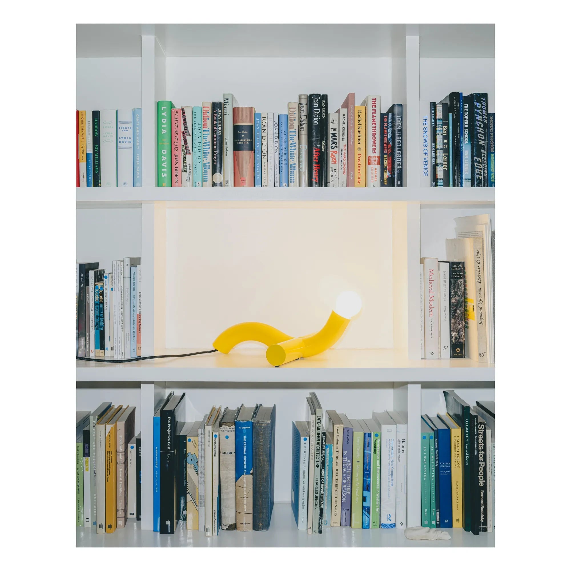 Valerie Objects - La Due Tischleuchte | Gelb
