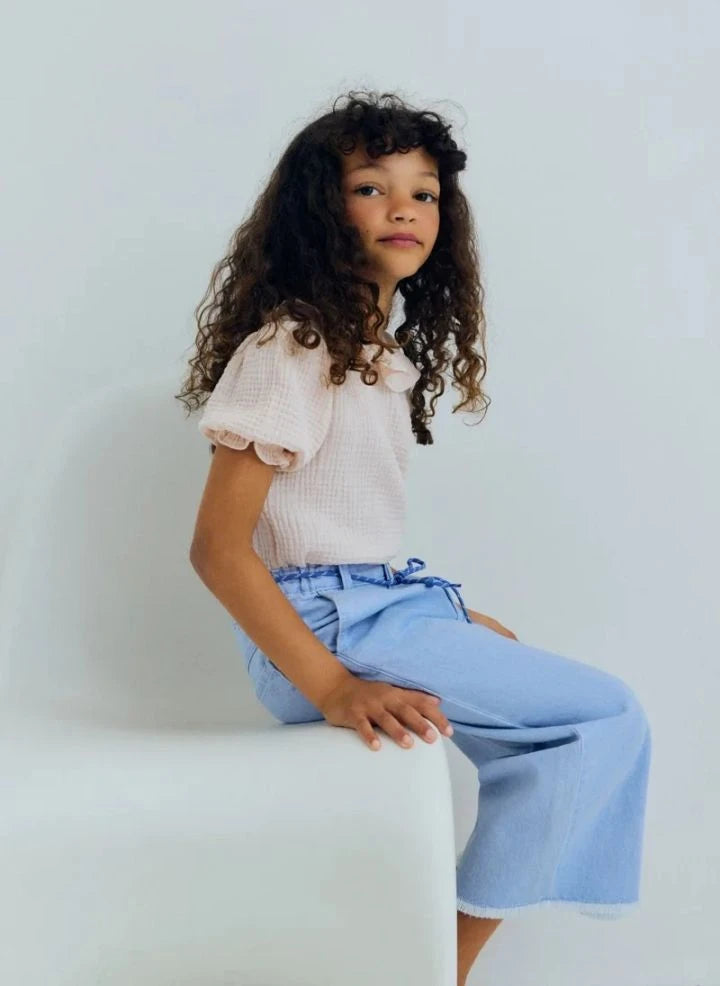 die neue Gesellschaft - Jean Lily | Hellblau