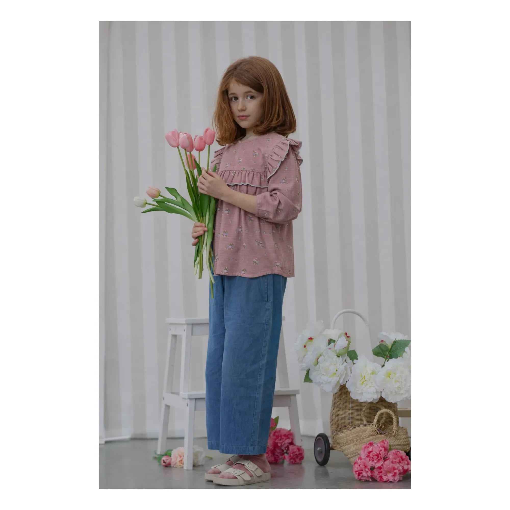 Lililotte - Bluse Bianca Fleurie Bio-Baumwolle | Staubrosa