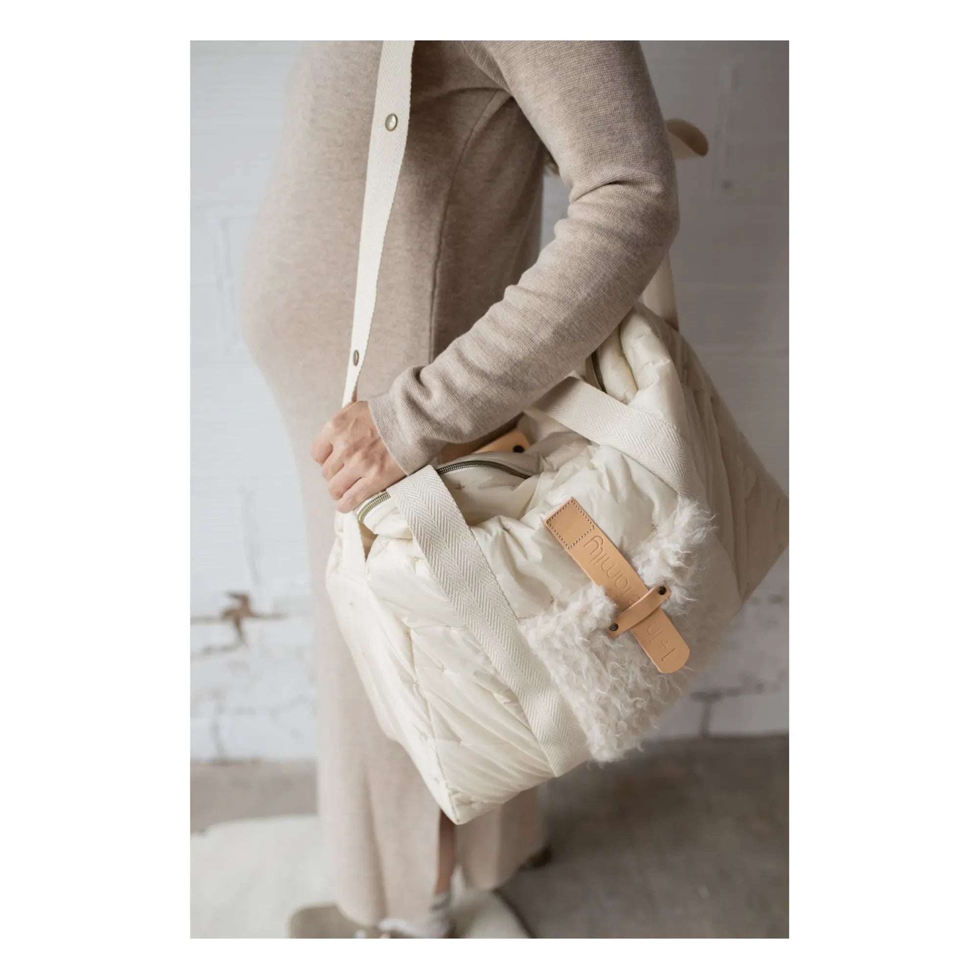 1+ in the family - Ikonische Müttertasche | Ecru