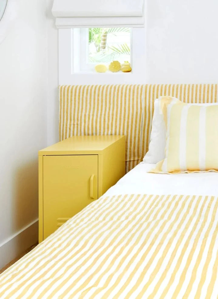 Mustard Made - Kurze Metallkommode | Verblasstes Gelb