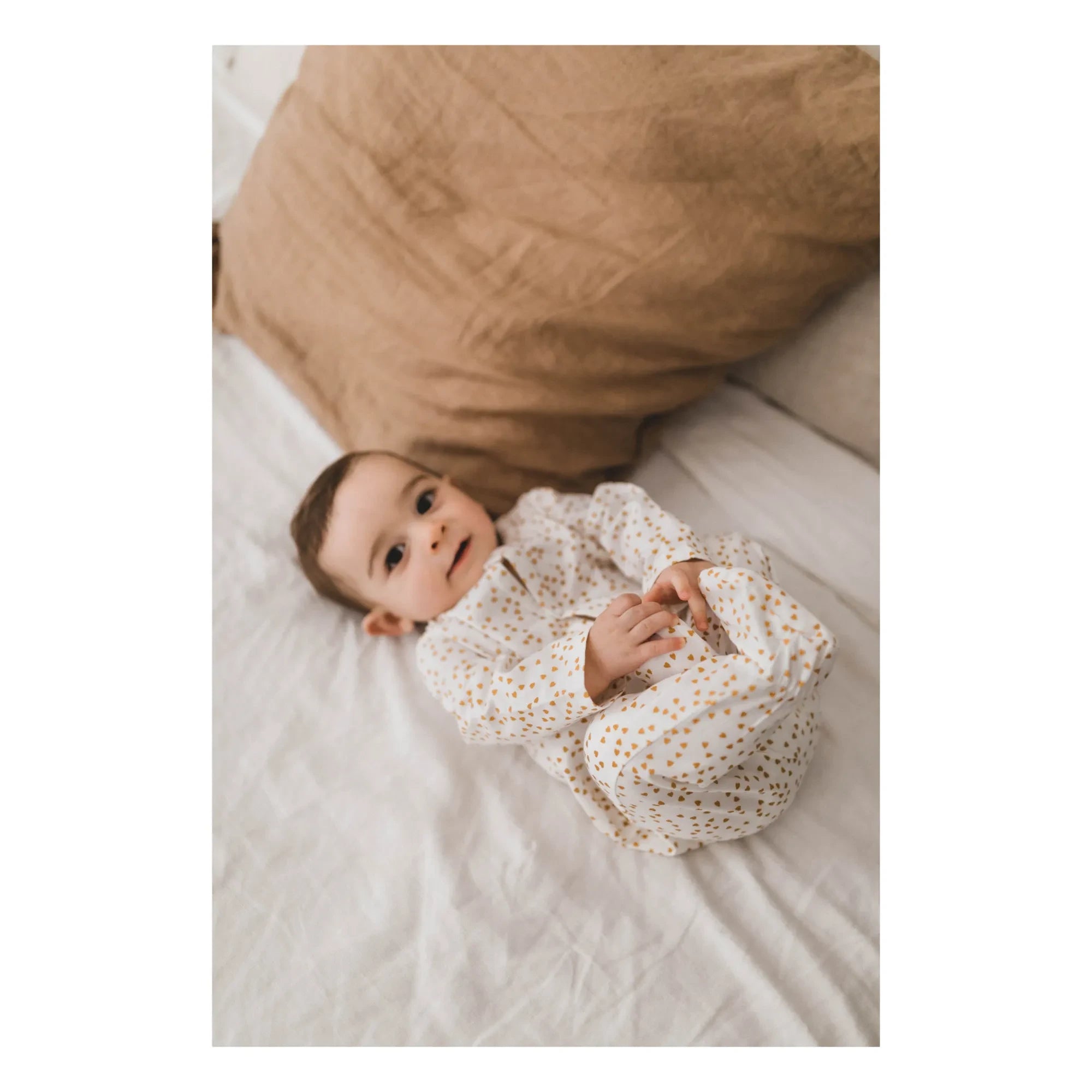 Rose in April - Amalia Jersey Mini Herz Pyjama mit Füßlingen | Senfgelb