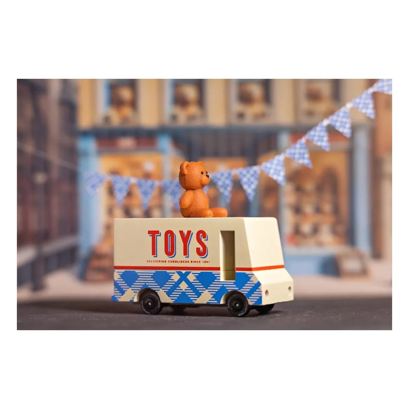 Candylab - Vans - Teddy Van