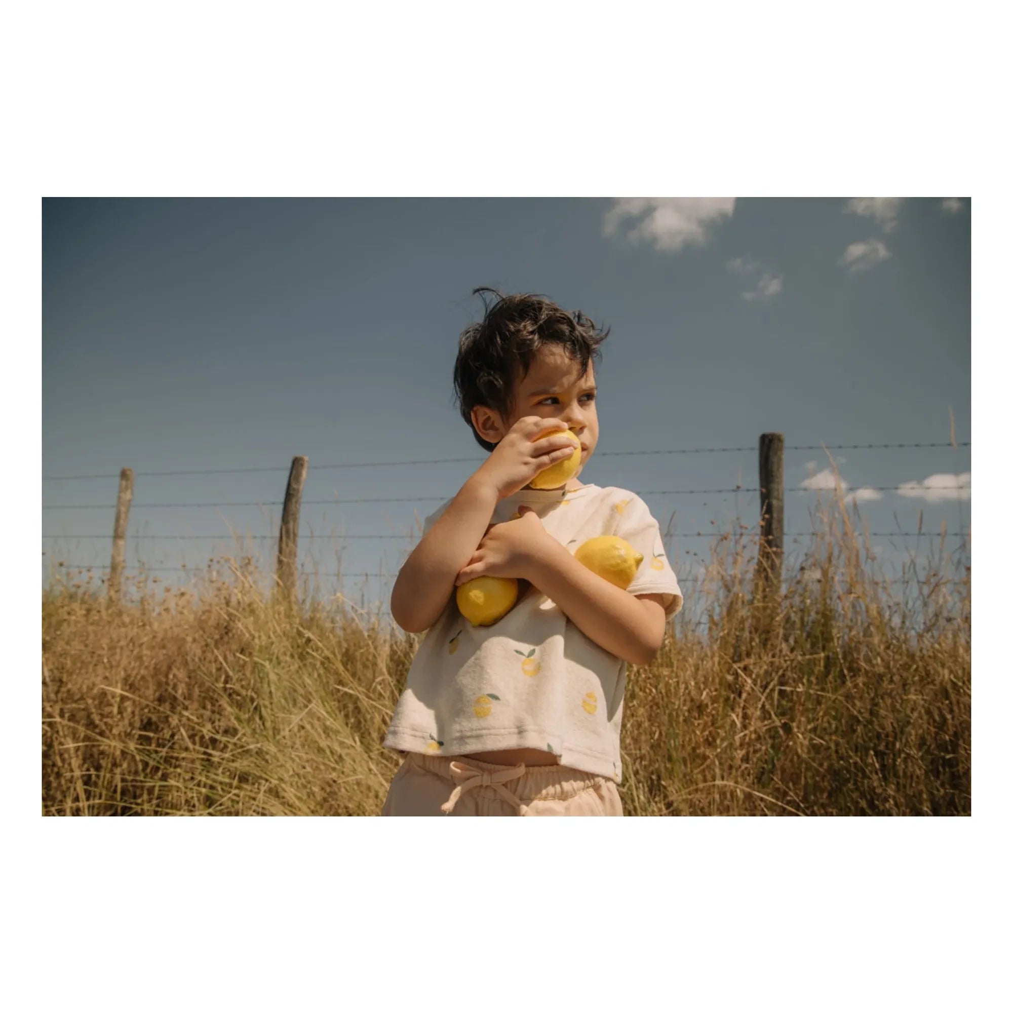 Studio Bohème - Essential Lemons Bio-Baumwoll-T-Shirt | Ecru