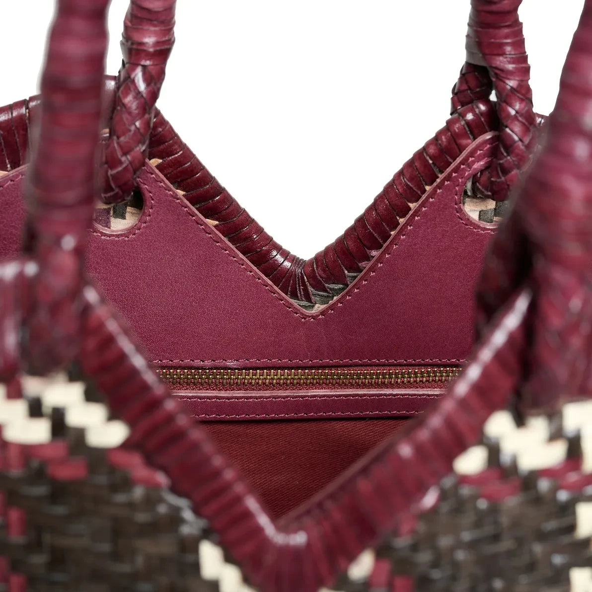 Vipera Tote mit Cruella-Patch aus Leder | Grau