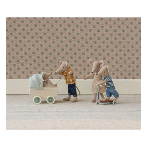 Maileg - Blau Grün | Babymäuse im Kinderwagen