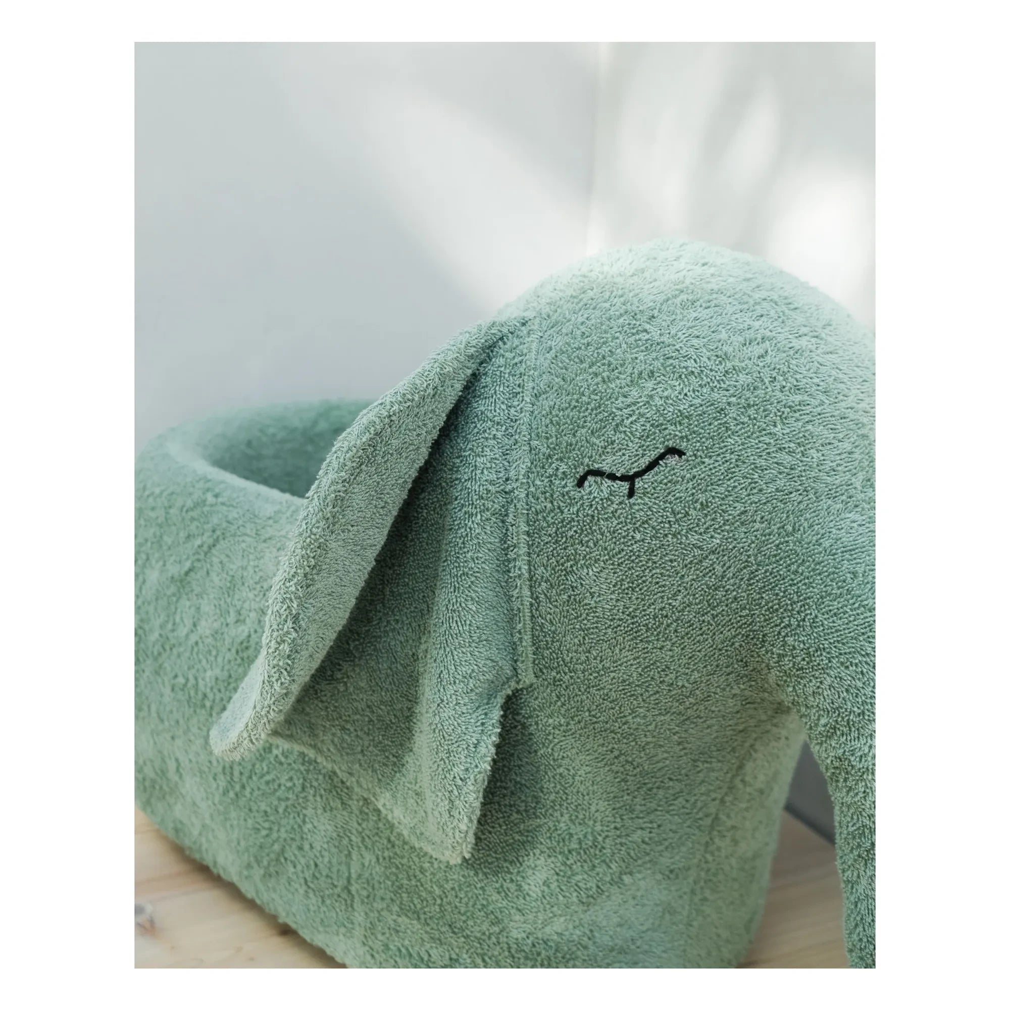 Bada & Bou - The Rolling Elephant Bou | Minzgrün