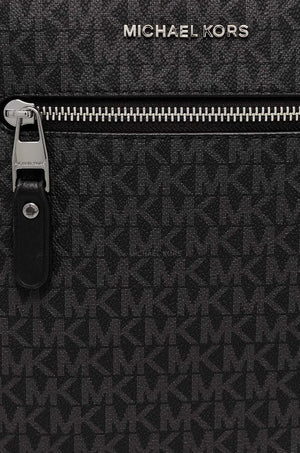 Michael Kors Omuz Çantası