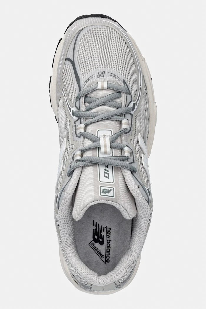 New Balance 740 spor ayakkabı