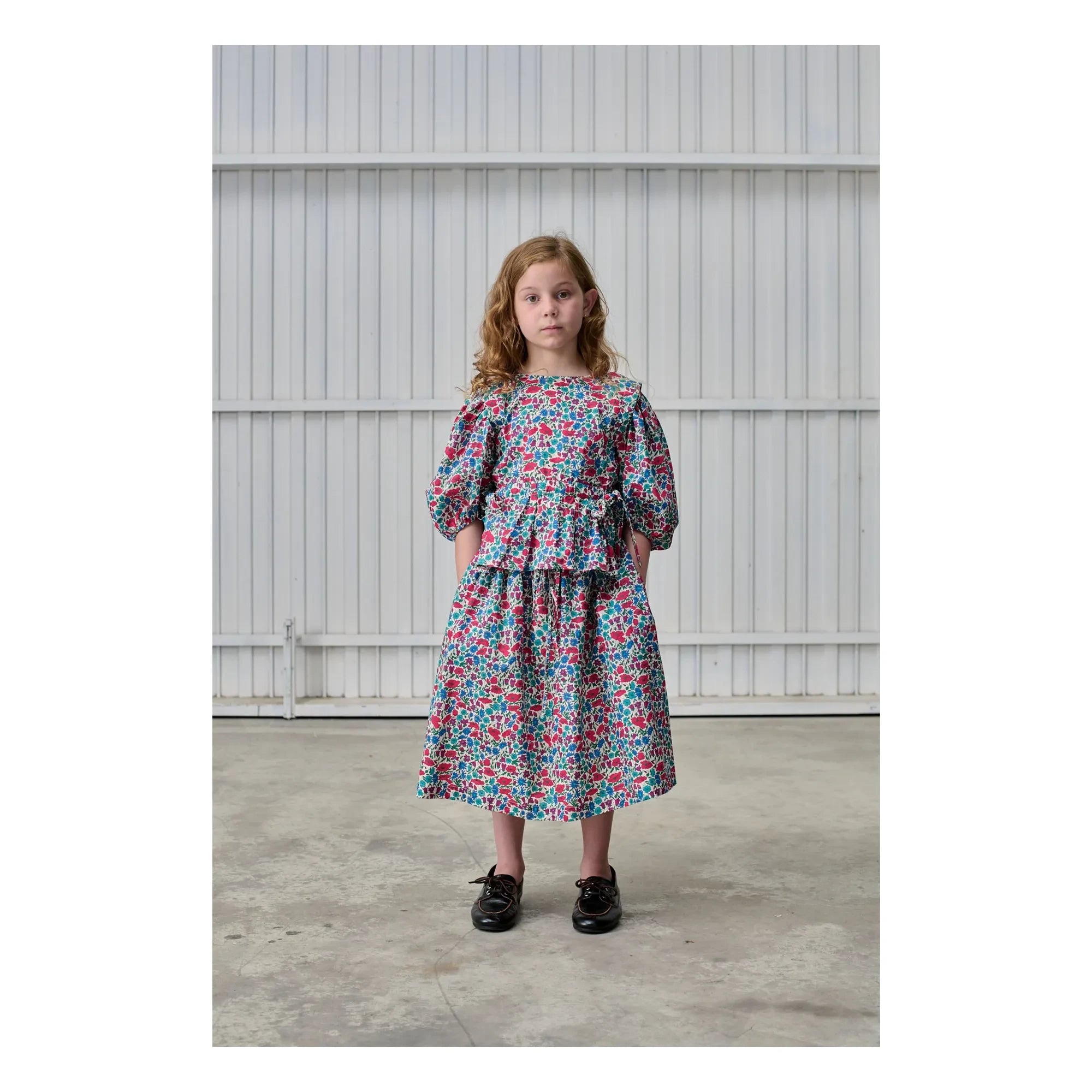 Tangerine - Midi-Rock mit Blumenmuster und elastischem Bund | Himbeerrot