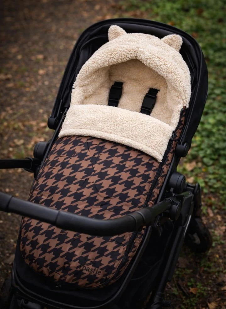 Töastie - Aus recycelten Fasern hergestellte Hahnentritt-Muster-Sandalen | Braun