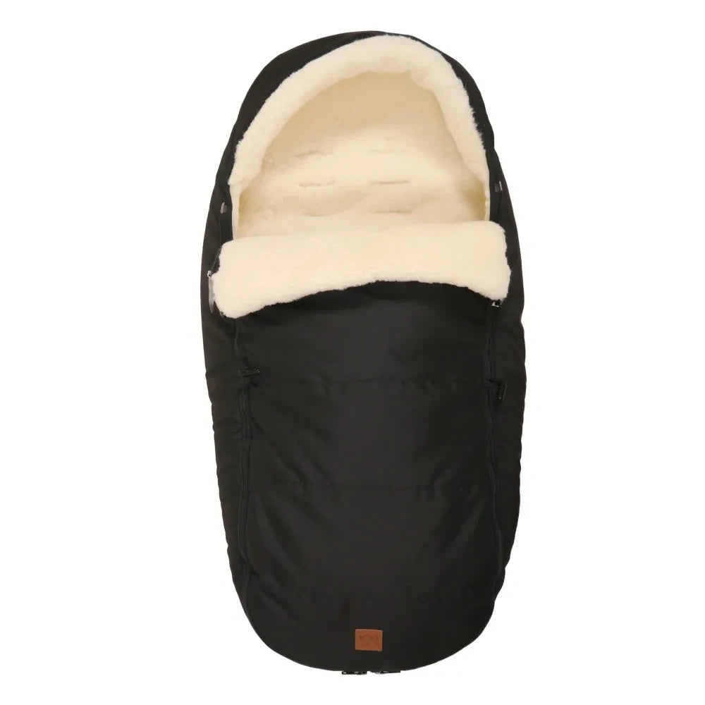 Kaiser - Premium Lammfellfußsack | Schwarz
