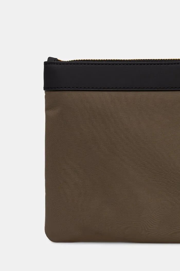 Michael Kors erkek omuz çantası Brooklyn