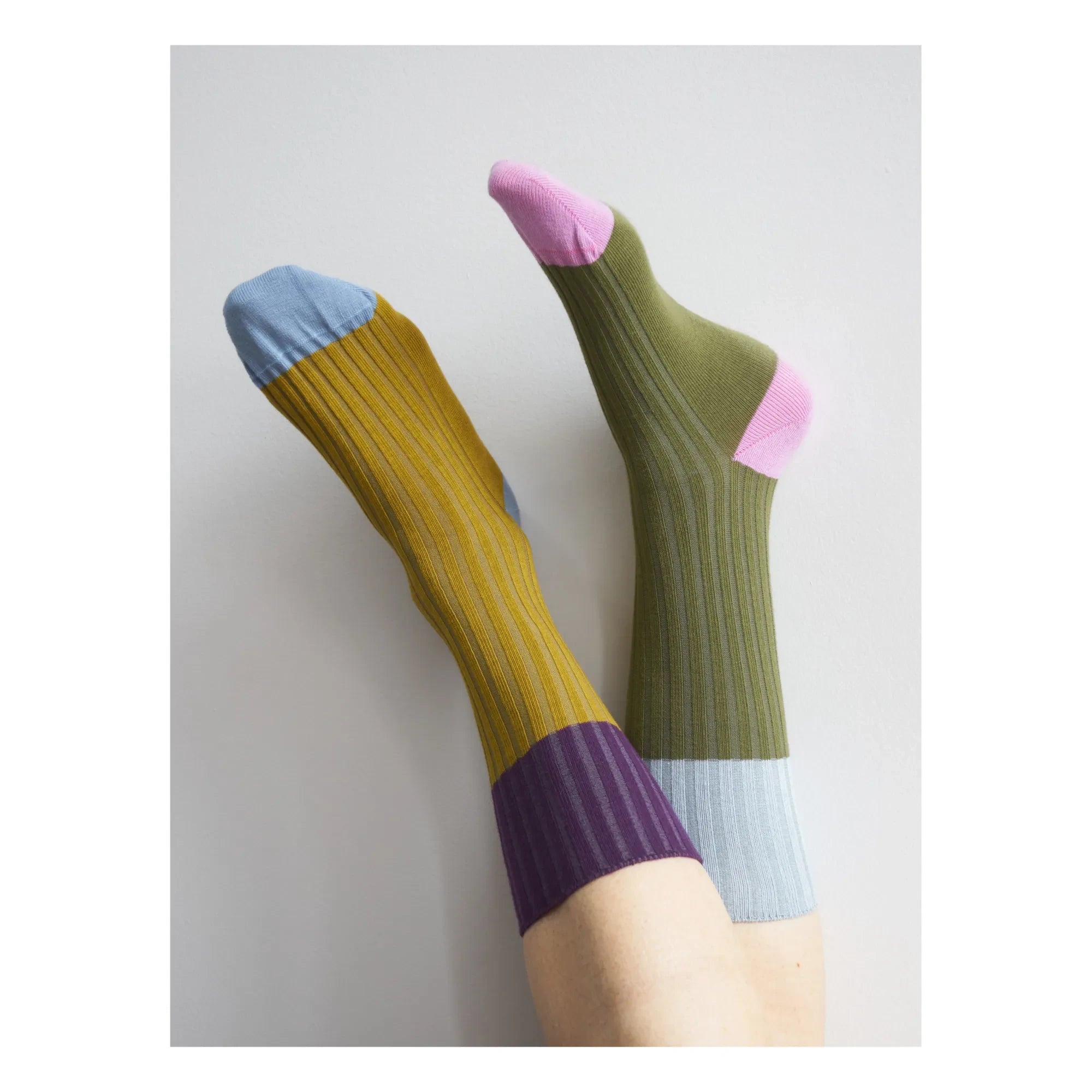 Das Sahnehäubchen - Yvette Socken | Olive