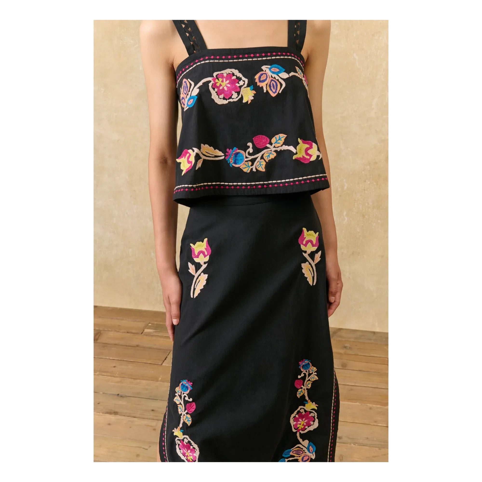 Louise Misha - Phaedra Bio-Baumwoll-Top | Schwarz