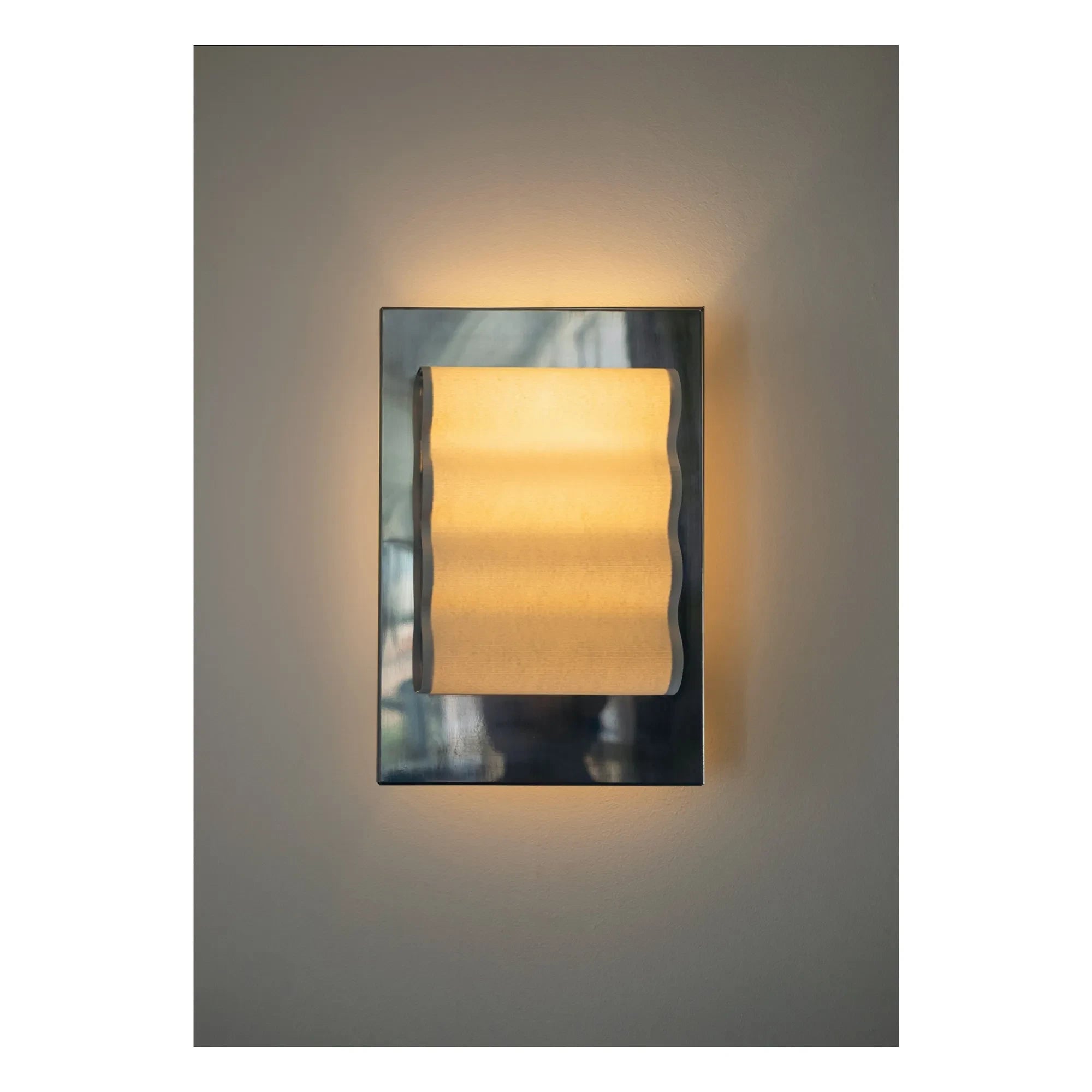 Violaine d'Harcourt - Frame Wave Wandleuchte | Silber