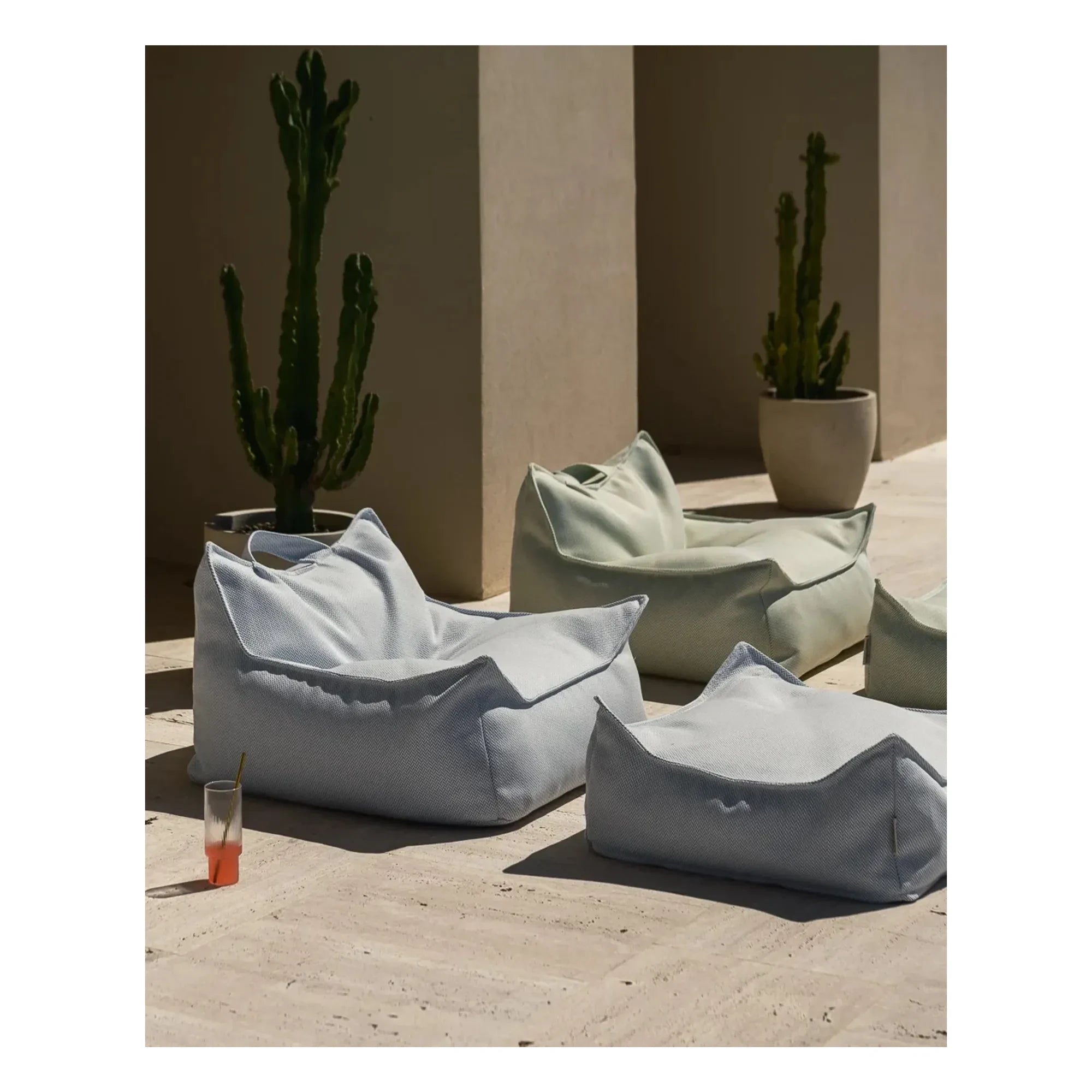 Wigiwama - Outdoor-Sitzsack Hellblau