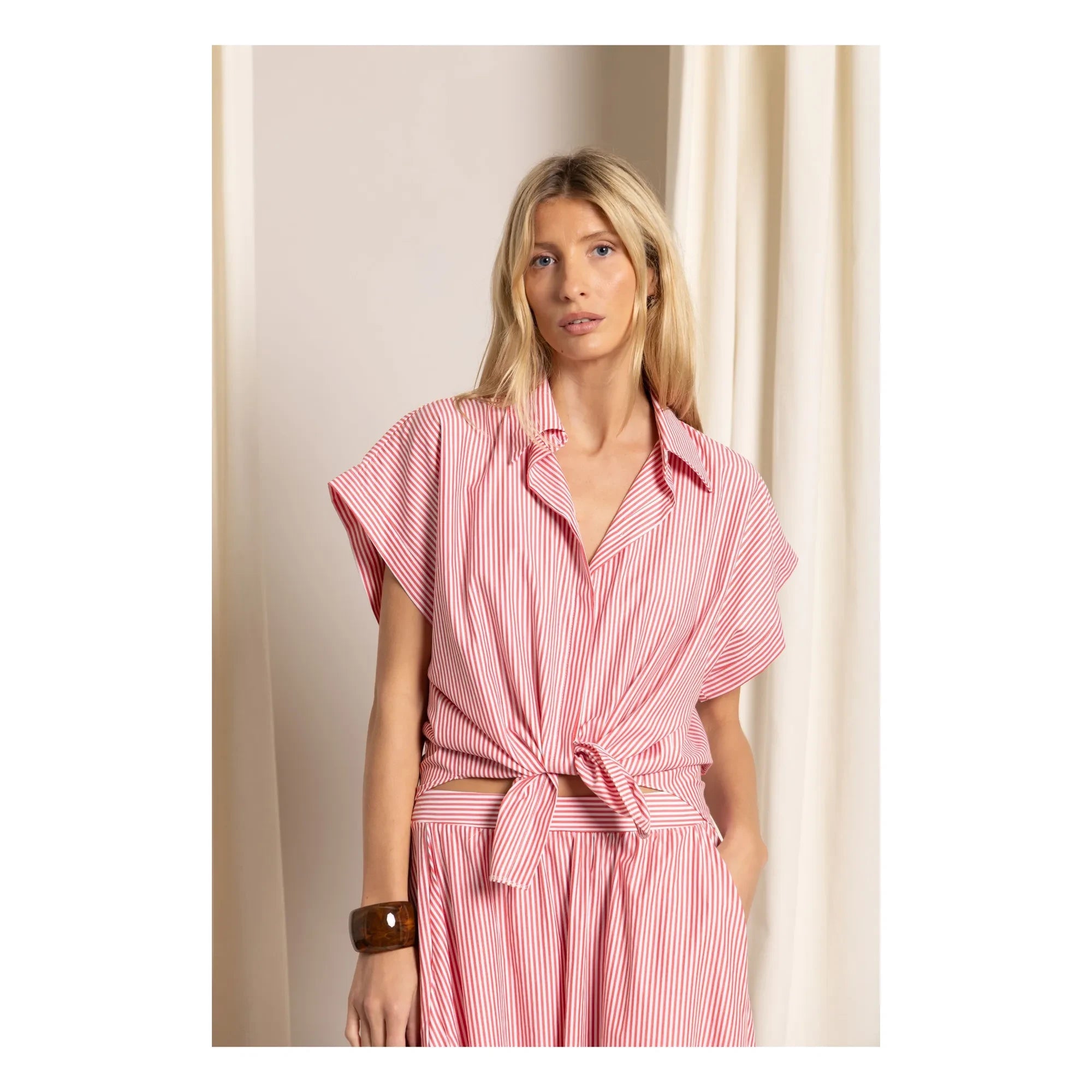Smallable Woman - Gestreifte Bella Crop Bluse | Kirschrot