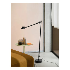 Muuto - Dedicate Zemin Lambası, Thomas Bentzen | Siyah