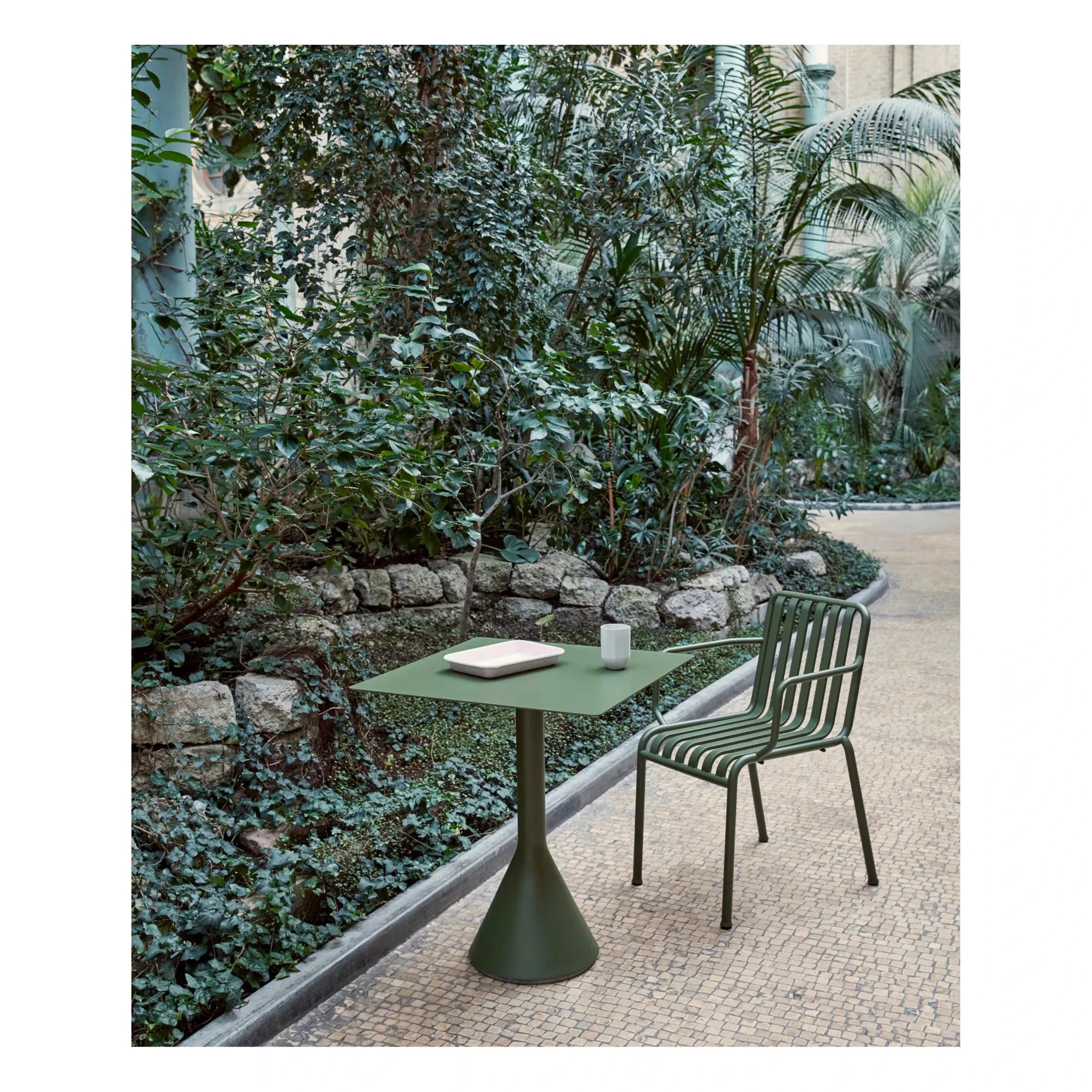 Hay - Ronan und Erwan Bouroullec Design Palissade Esszimmerstuhl | Olivgrün