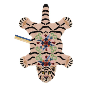 Doing Goods - Mahee Majestic Teppich mit Tiger aus Wolle | Peach