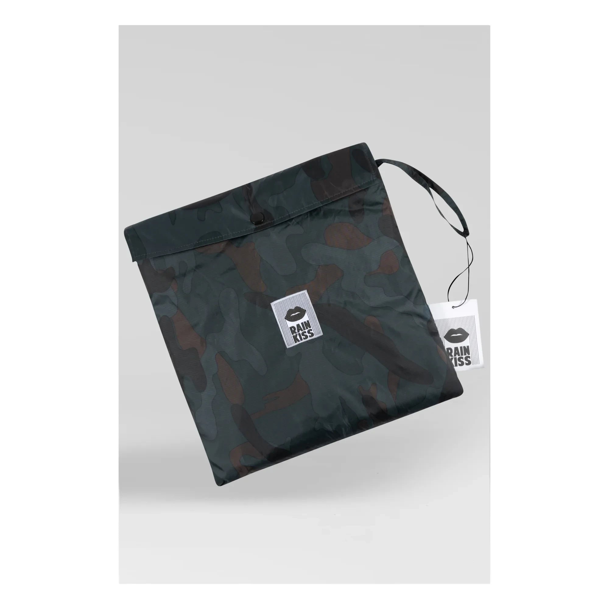 Rainkiss - Art Camo Wasserdichter Poncho | Schwarz