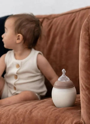 Elhée - Tıbbi sınıf silikon bebek biberonu, ergonomik emzikli | Mocha