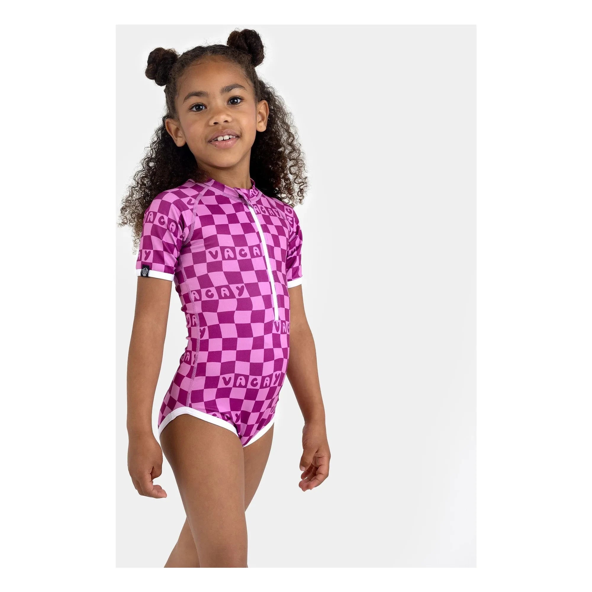 Beach & Bandits - Karierter Ferien-Badeanzug aus recycelten Fasern mit UV-Schutz | Fuchsia