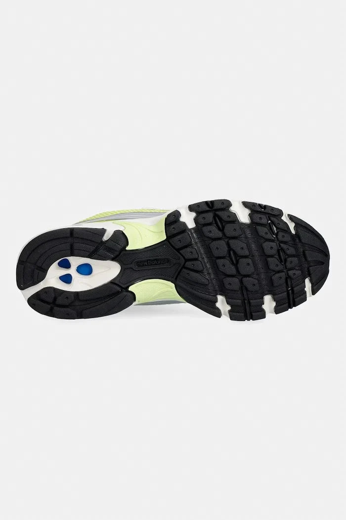 New Balance 740 spor ayakkabı
