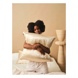 Emily's Pillow - Pflaumenfarbener Seidenkissenbezug | Champagner