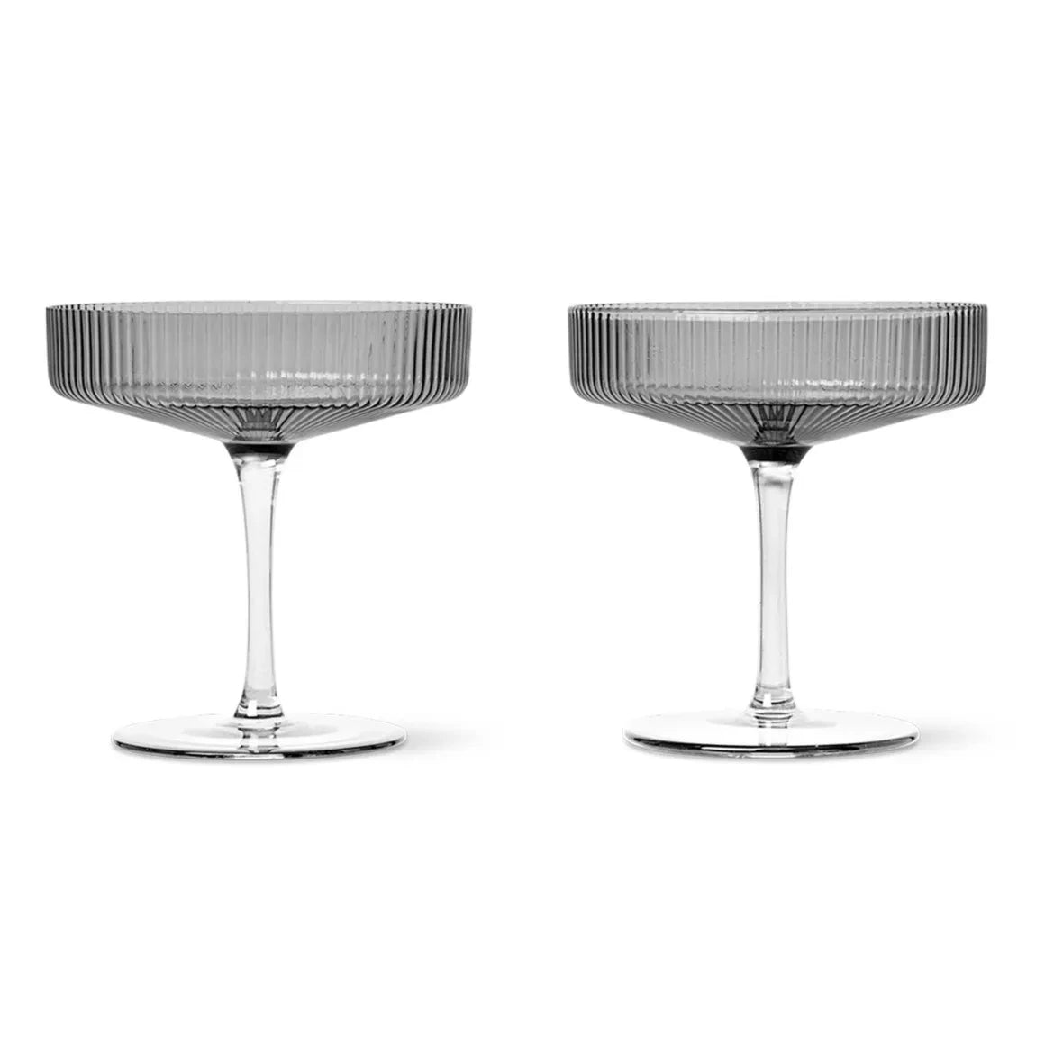 Ferm Living - Ripple Champagnergläser - 2er Set | Grau