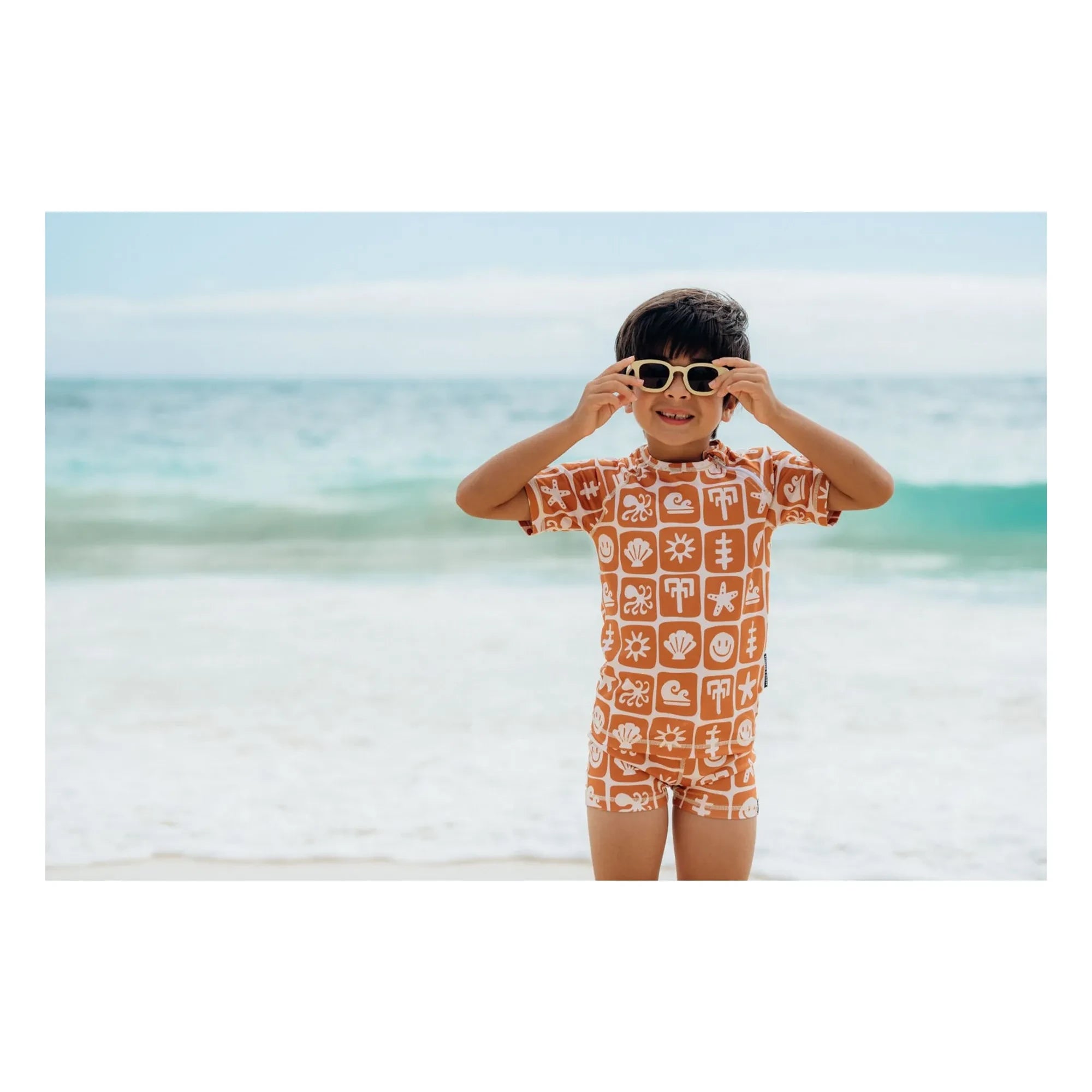 Beach & Bandits - Sea Smiley UV-Schutz T-Shirt Recycelte Fasern | Rost