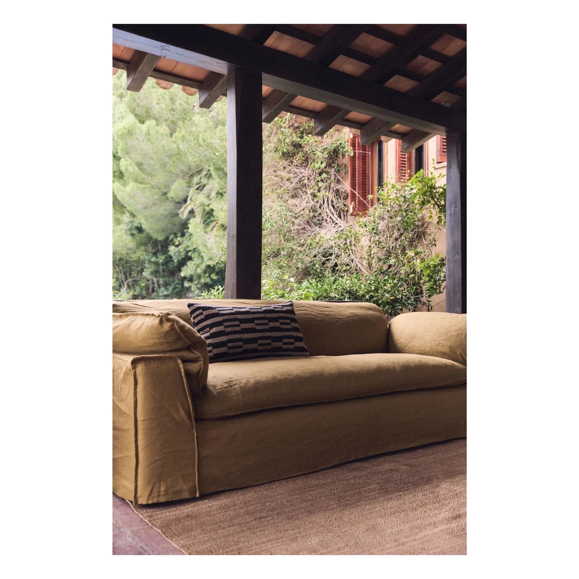 HKliving - Nomad 3-Sitzer Leinen Sofa | Ocker