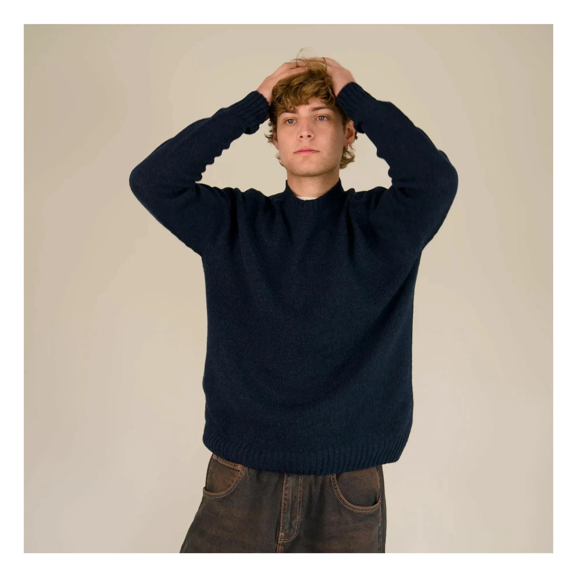 Origin Knitwear – Nahtloser Wollpullover | Marineblau