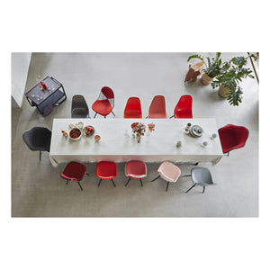 Vitra - DSW Stuhl Kunststoff - Ahorn Untergestell - Charles & Ray Eames | Mohnrot