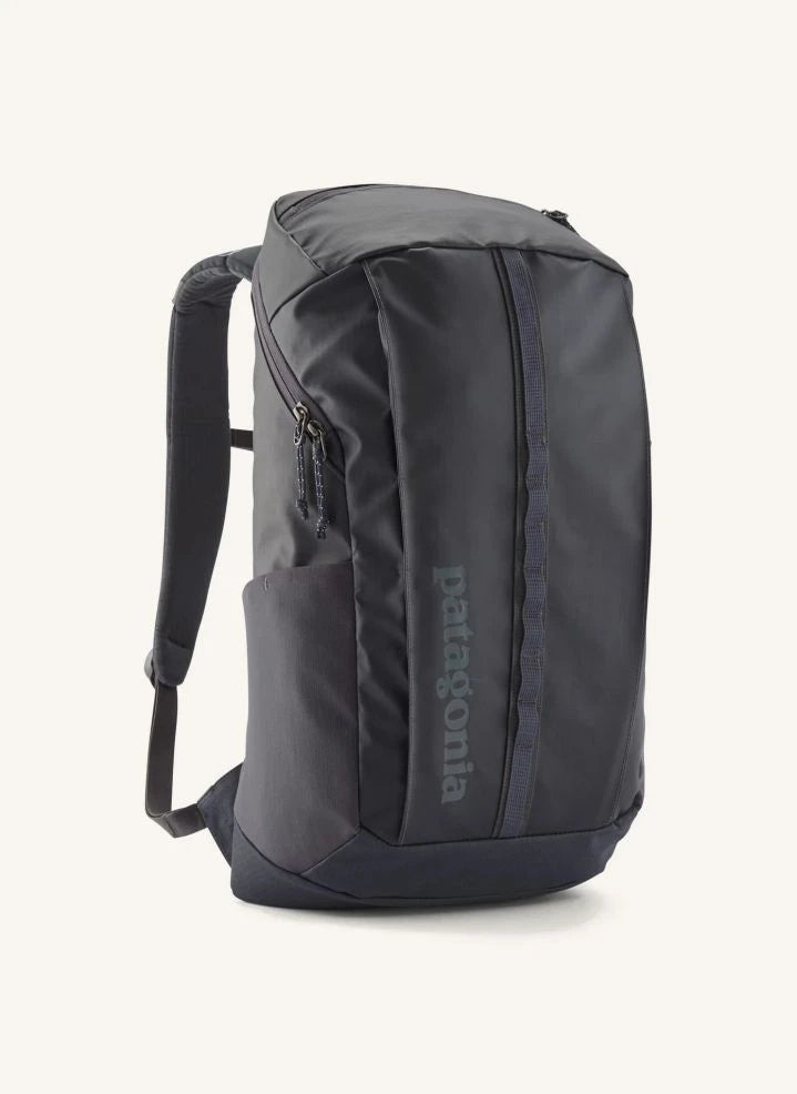 Patagonia - Black Hole 25L Rucksack | Dunkelgrau