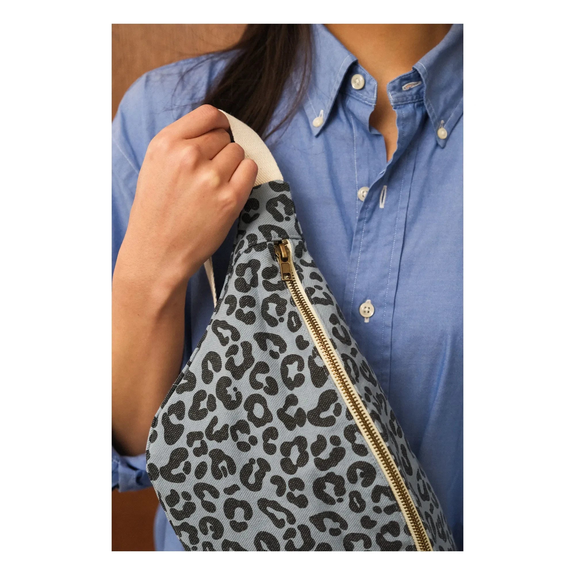 Rose in April - Graou Gürteltasche | Blau