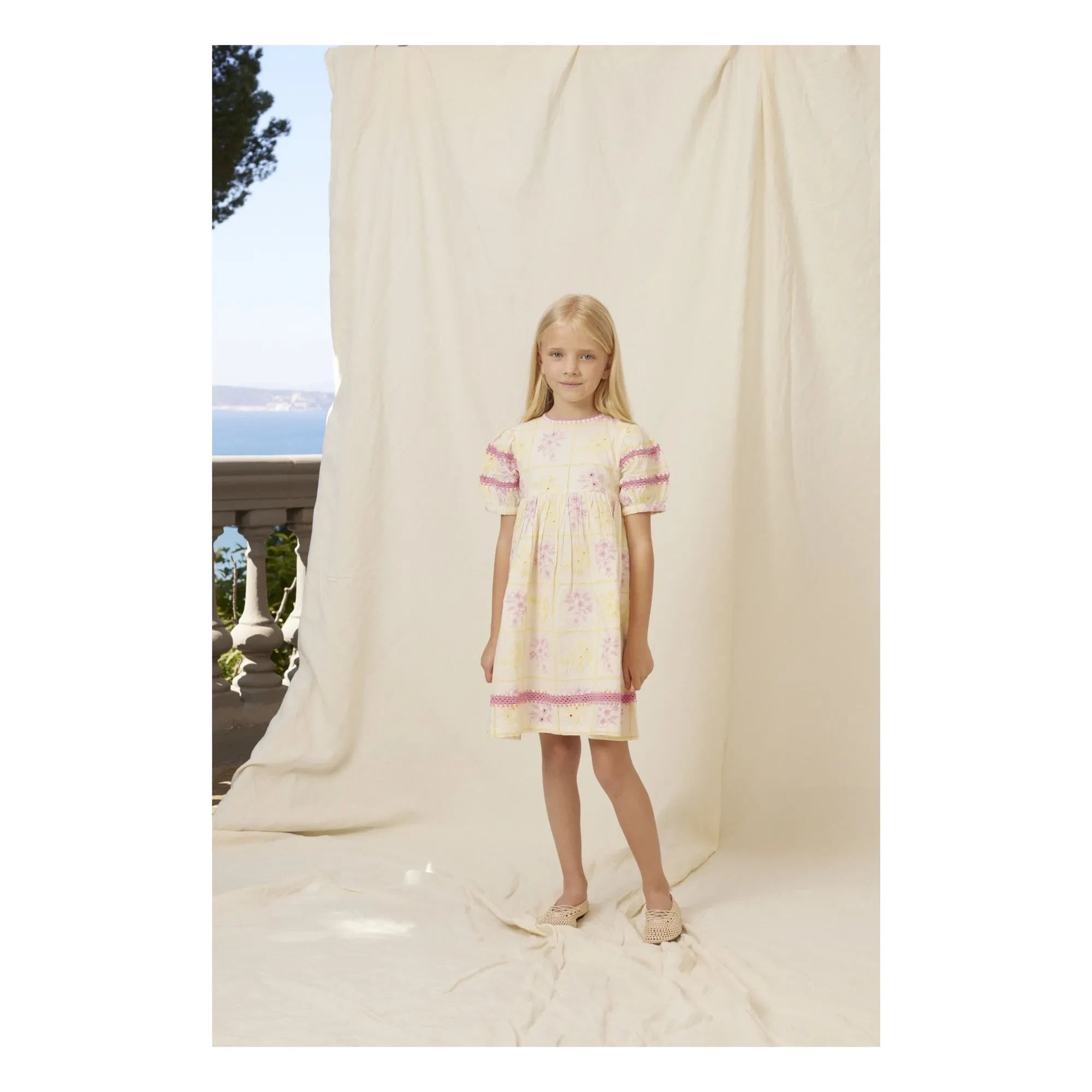 Bebe Organic - Besticktes Lätzchenkleid Alba | Gelb