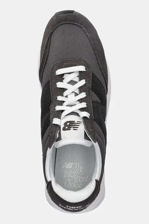 New Balance 370 Sneakers