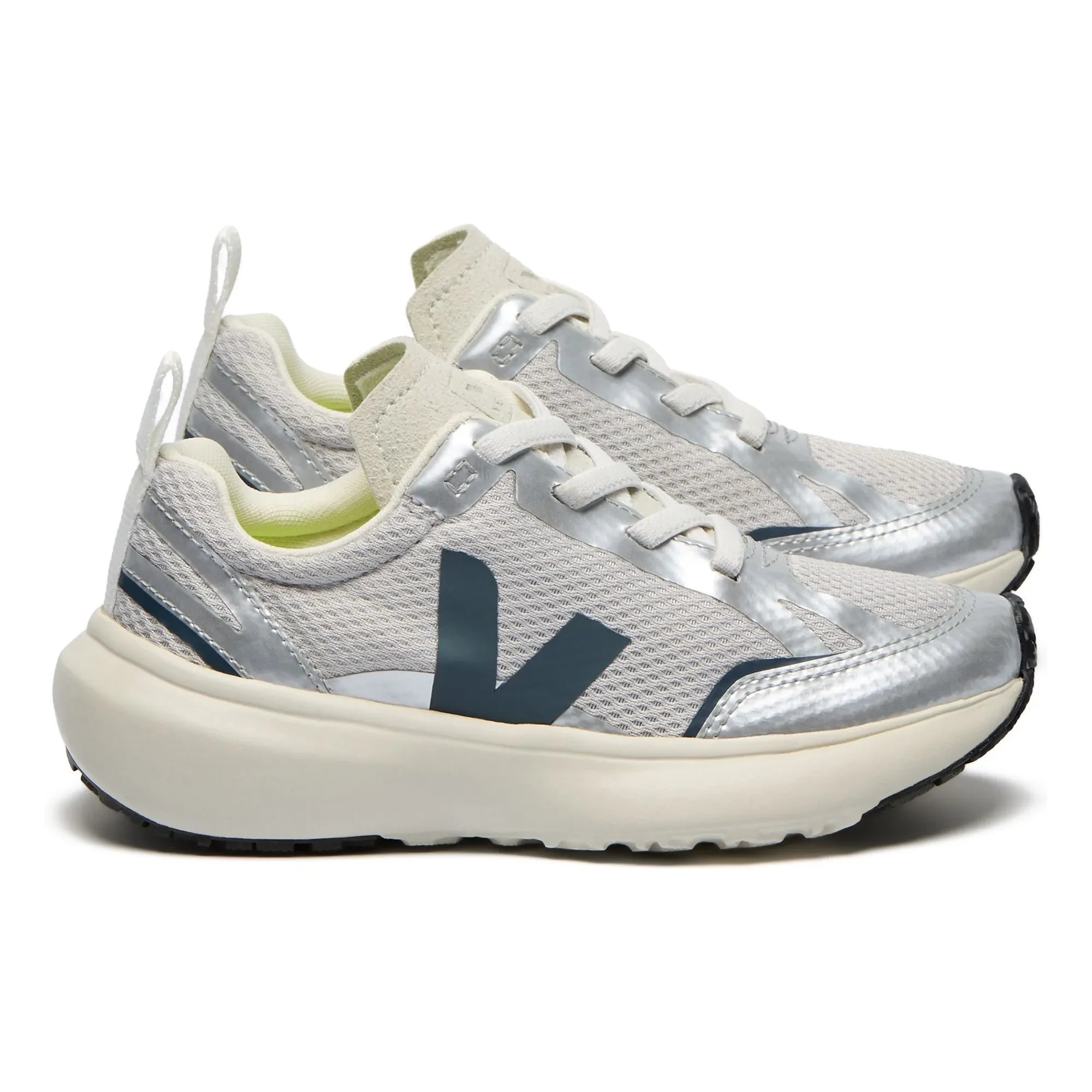 Veja - Canary Sneaker mit Schnürung | Silber