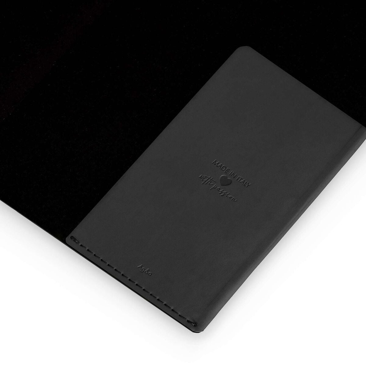Legami - 12-Month Medium Weekly Günlük ile Defter 2027 - Black Suit