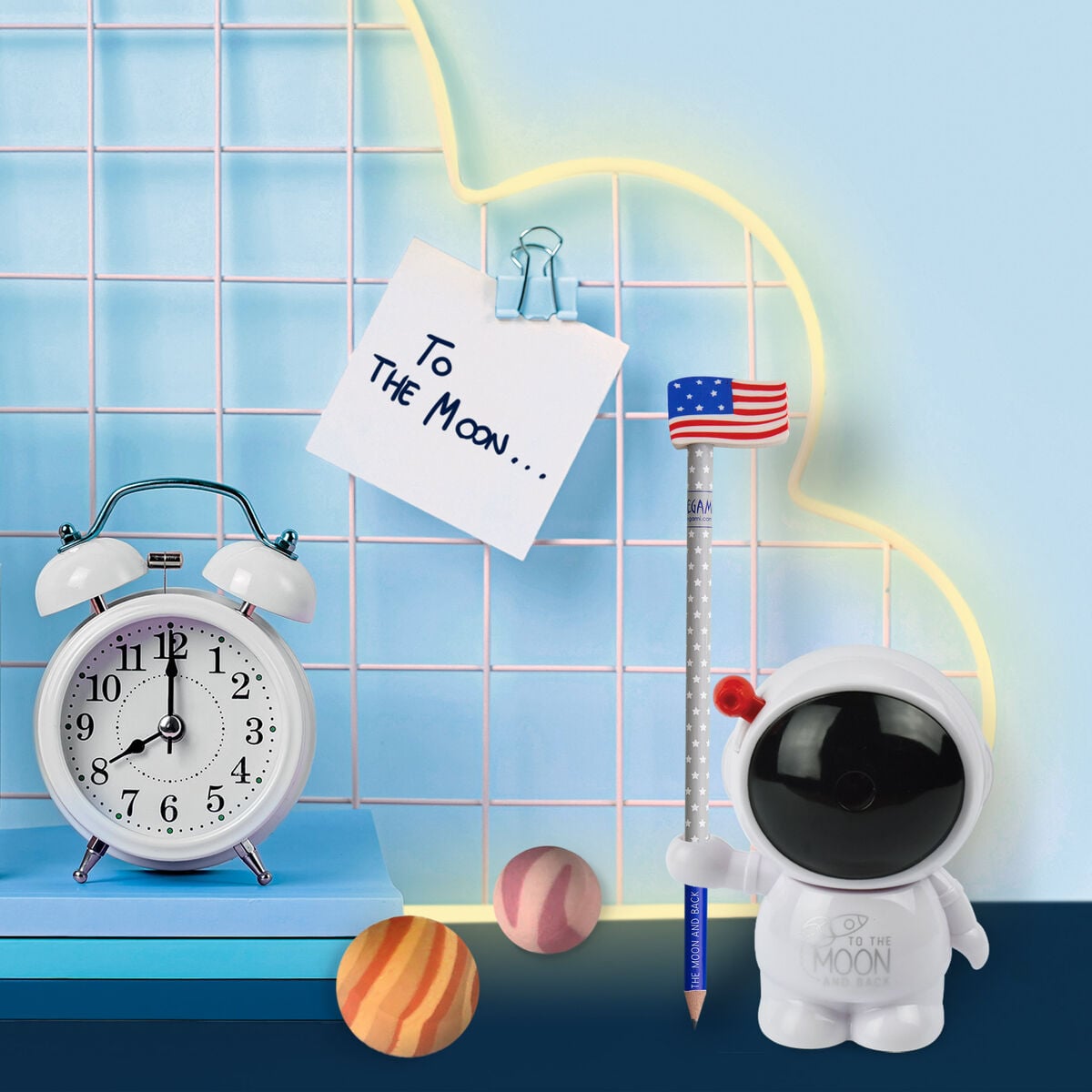 Legami - Seti 2 Erasers ve 1 Kalem - To Moon ve Back