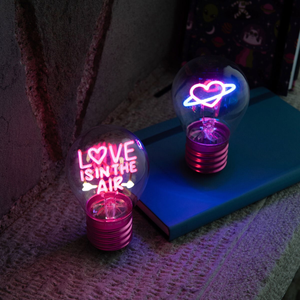 Legami - Dekorative glühbirnenförmige Tischlampe - Herz - Bulb Fiction