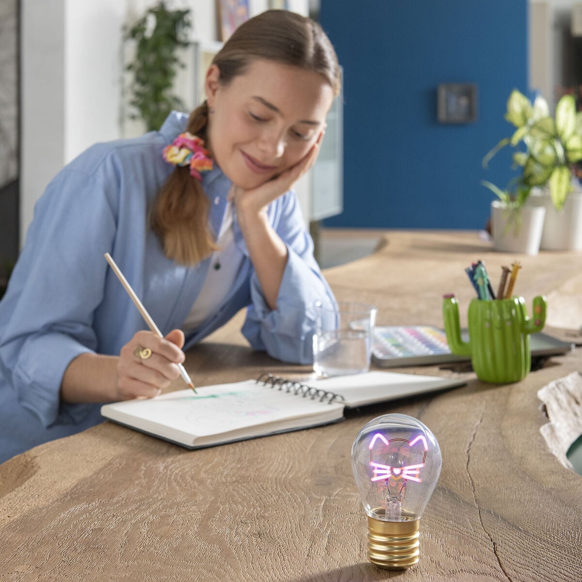Legami - Dekoratif Lightbulb-Shaped Table Lamp - Kitty - Bulb Fiction