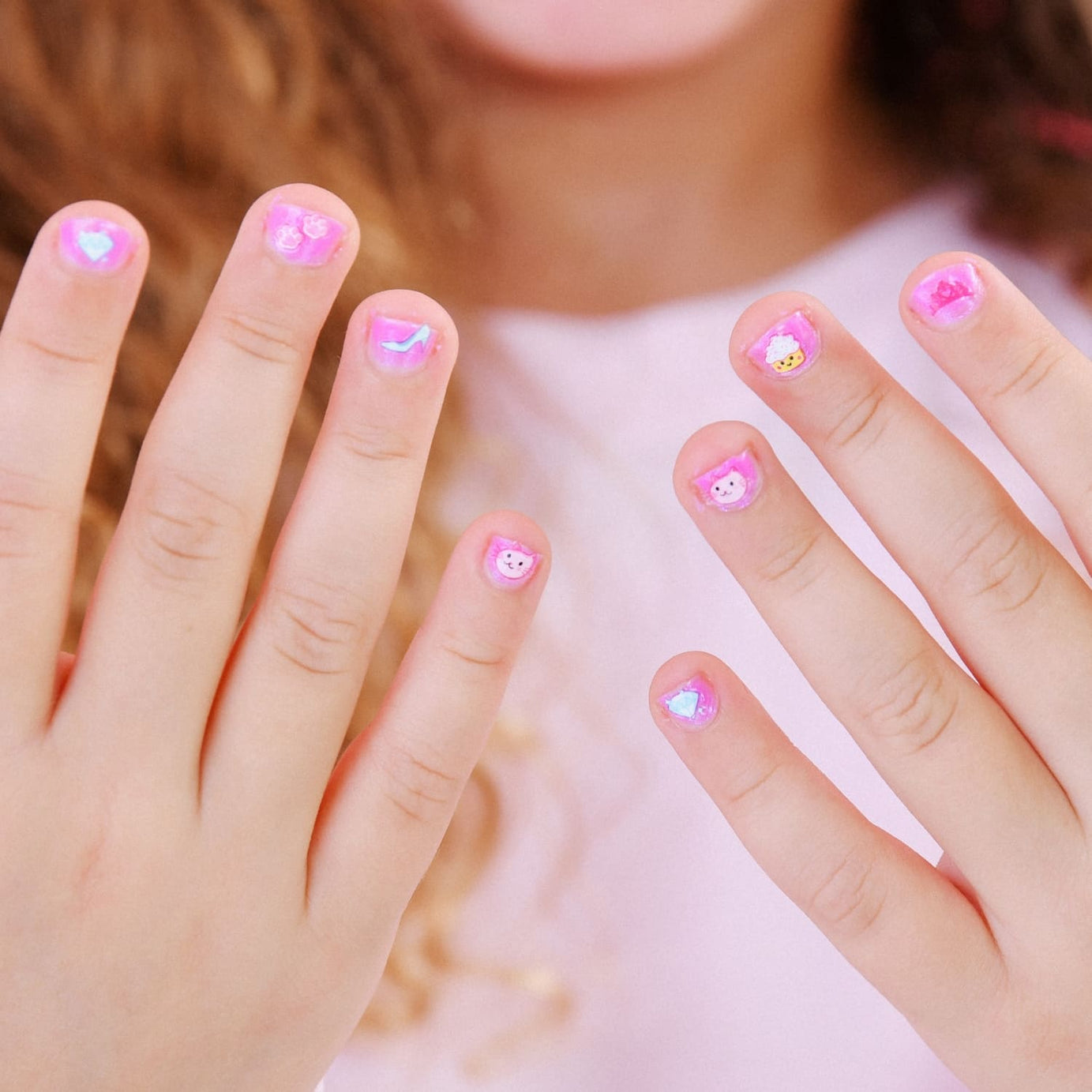 Miss Nella - Die Beliebtesten Nagelaufkleber