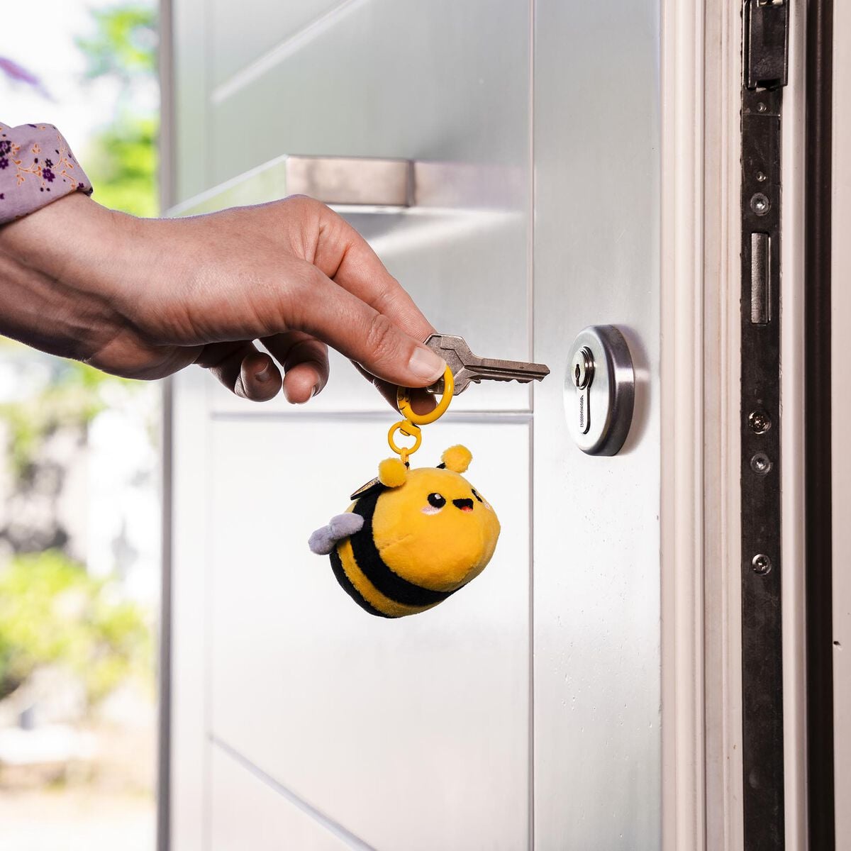 Legami - Bee Pelüş Oyuncak Anahtarlık - Tiny Süper Yumuşak!