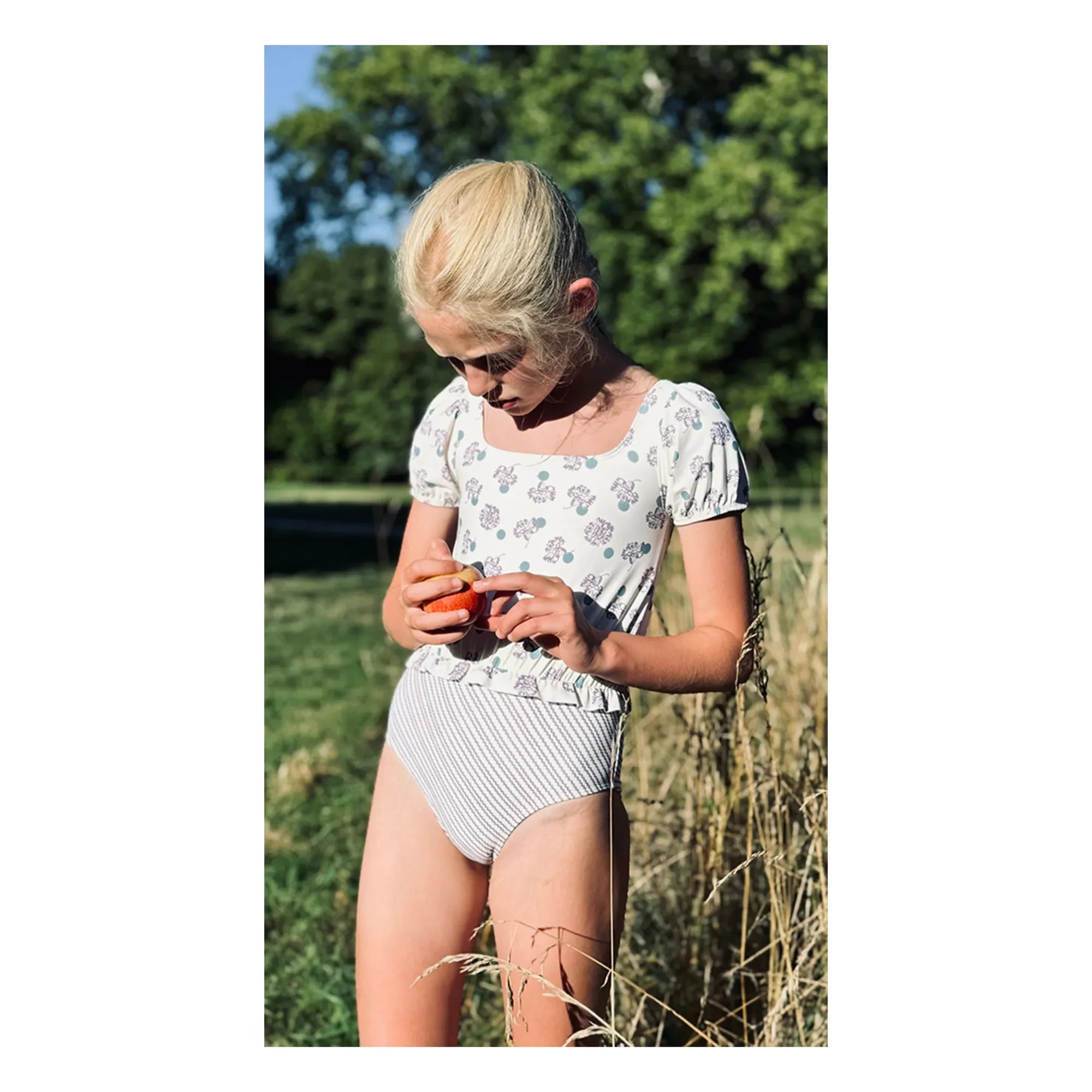 Soor Ploom - Rosalia Geblümter Badeanzug aus recyceltem Faserstoff | Weiß