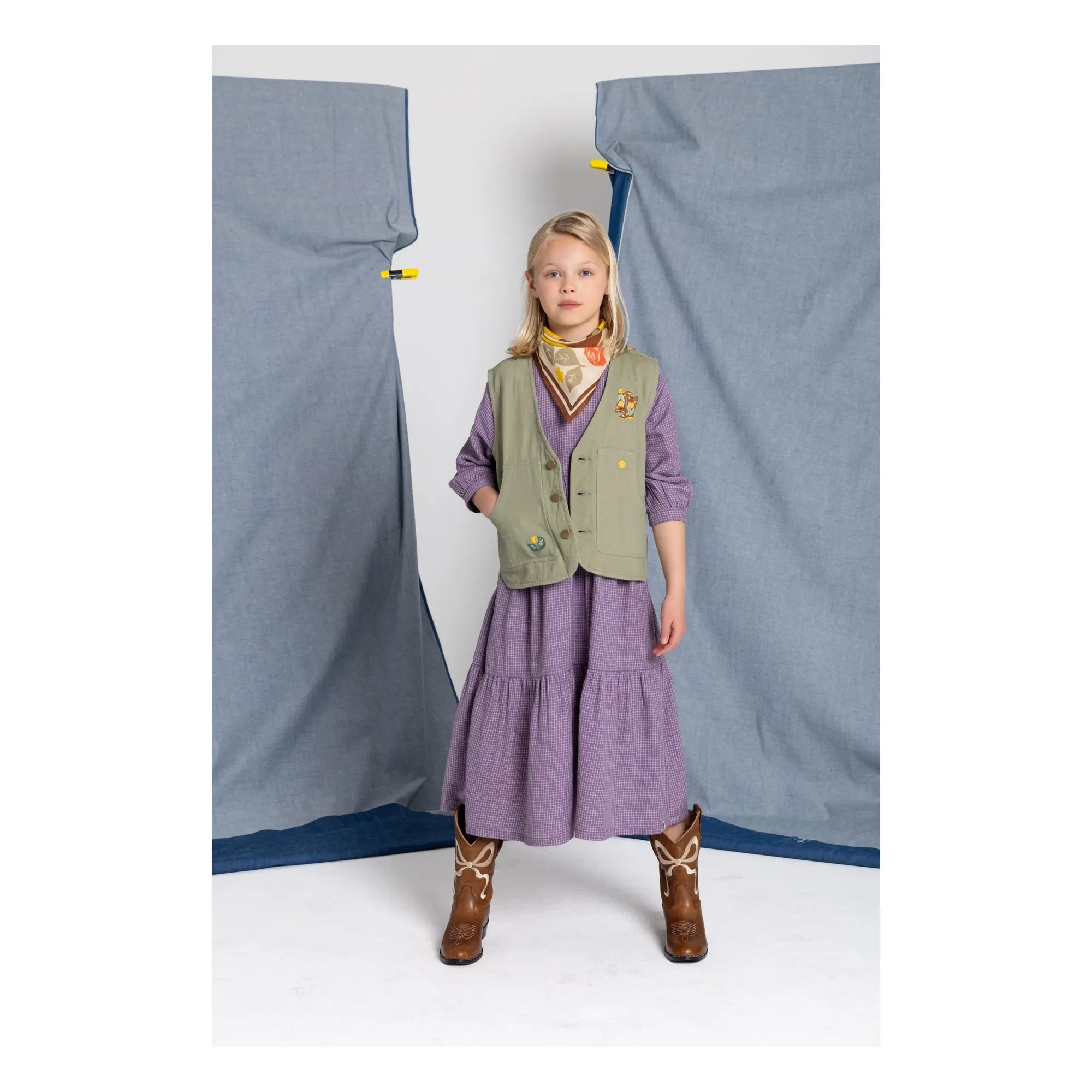 Hundred Pieces – Mara Ärmellose Jacke Stiefel | Mandelgrün